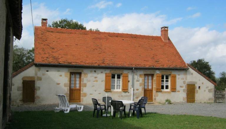 Pleasant gite with grill | Pet-friendly — photo 2