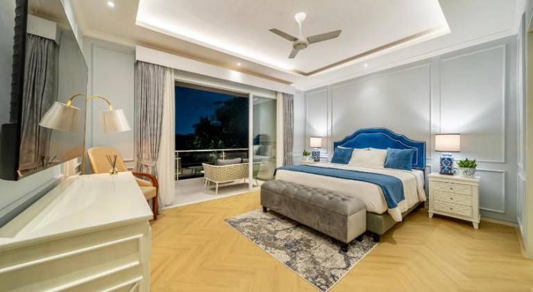 New Modern Luxury Villa in Canggu with Lounge, Rooftop, Ricefield Views — photo 2