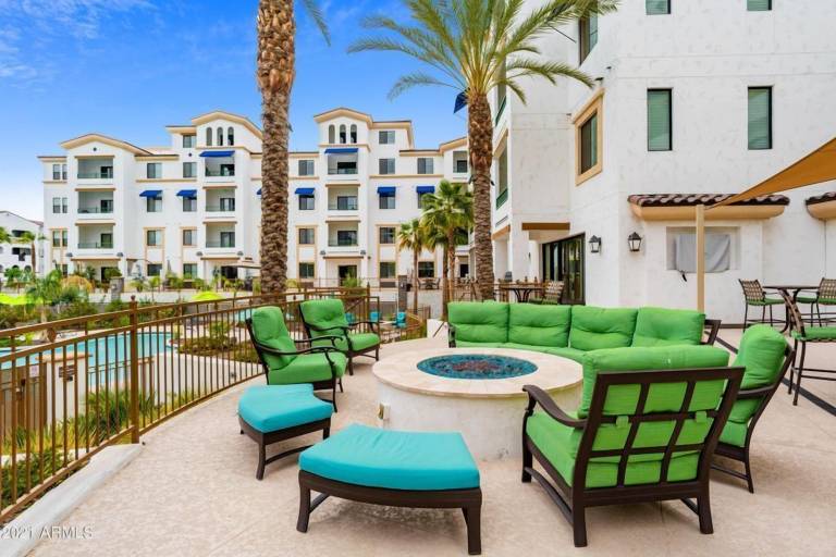 Condo  Chandler