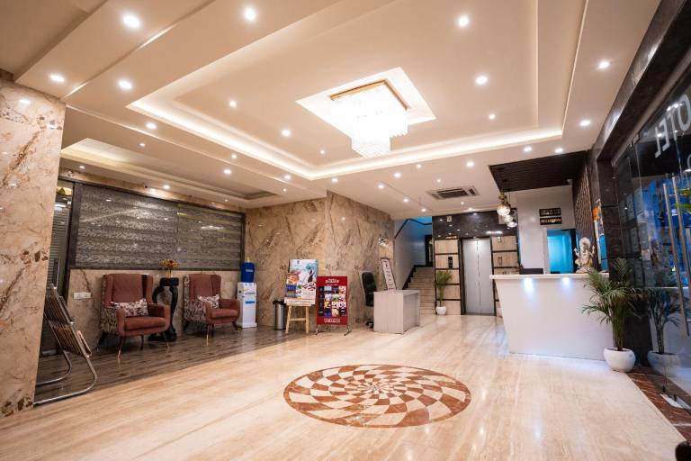 Hotel J. S. Residency — photo 4