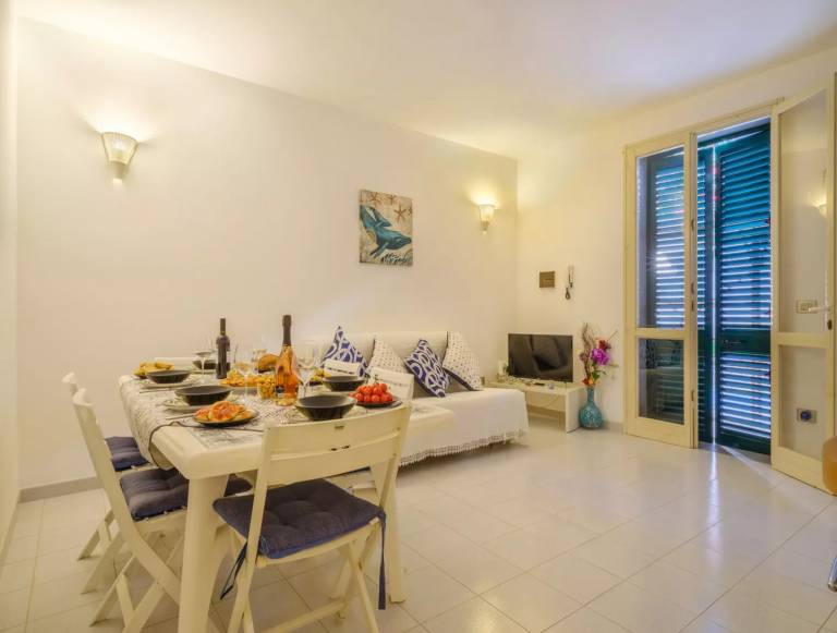 Family-friendly nice house with barbecue & yard | Nature view | Beach nearby | Pets allowed — photo 5
