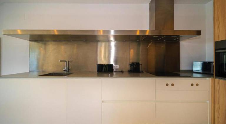 Fully equipped ample villa with patio, grill & pool | Next to the beach | Dogs allowed — photo 5