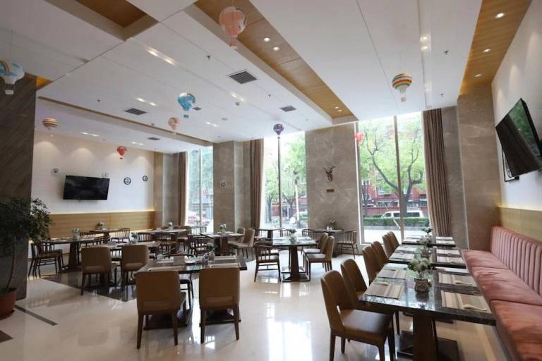 Juny Oriental Hotel — photo 3