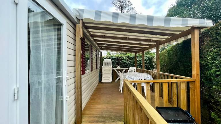 Lovely mobile home with grill, heated pool & garden | Pets allowed — photo 3