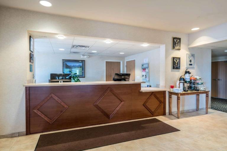 Quality Inn & Suites Sequim at Olympic National Park — photo 5