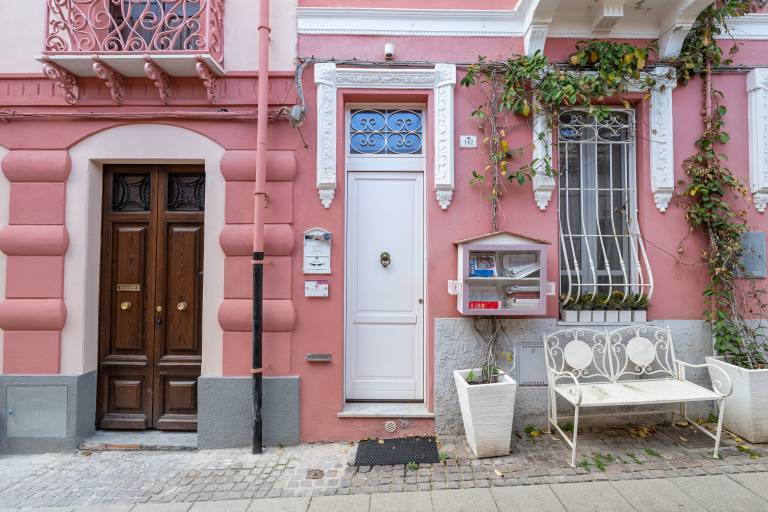 Holiday apartment with hot tub, terrace & yard | Sea view | Suitable for remote work — photo 2