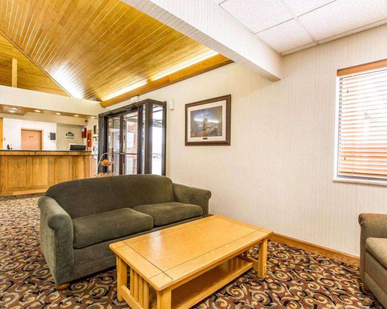 Quality Inn & Suites Marion — photo 5