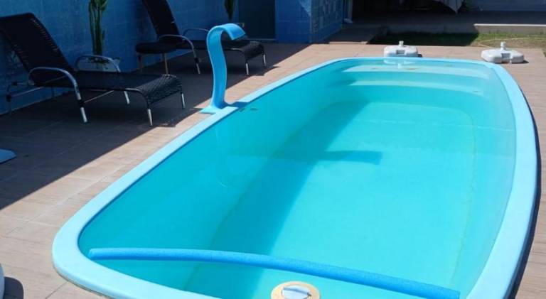 House with pool — photo 5