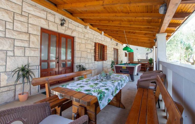 Fully equipped ample villa with barbecue, private pool & garden | Mountain view | Pets are welcome — photo 3