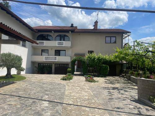 Apartma Občina Sežana