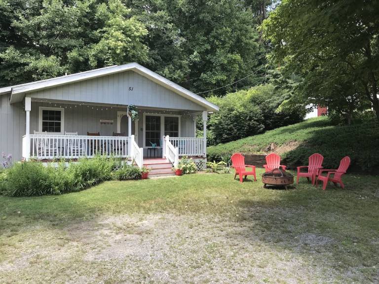 Cottage Black Mountain