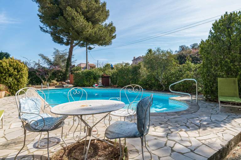Child-friendly studio with garden & pool | Good for workation | Pets allowed — photo 2
