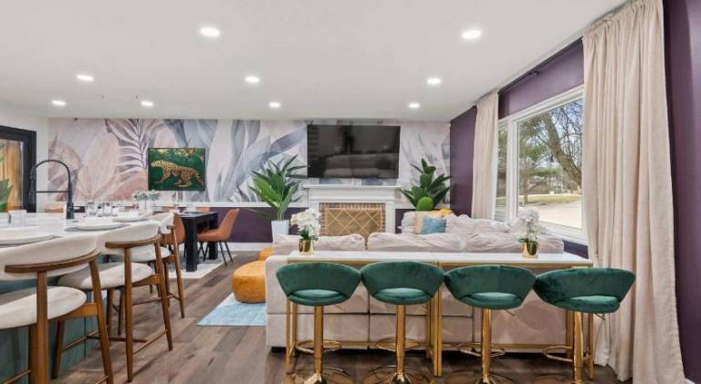 Fully equipped beautiful vacation home with jacuzzi, barbeque & yard | Pet-friendly — photo 3