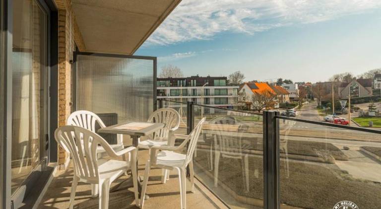 Pleasant holiday apartment with patio | Next to the beach | Pets are welcome — photo 4