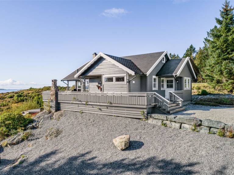 Ferienhaus Atløyna
