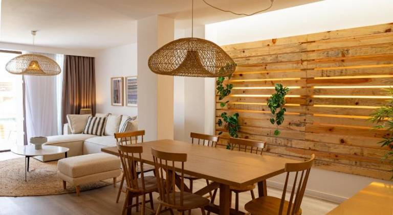 Serviced apartment with patio & garden | Close to the beach | Pet-friendly — photo 4