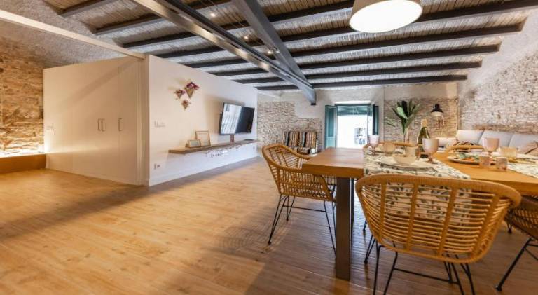 Beautiful holiday apartment | Next to Girona Cathedral | Pets are welcome — photo 2