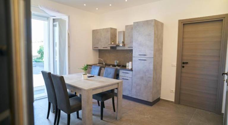 Holiday apartment with 2 rooms for 6 persons — photo 3