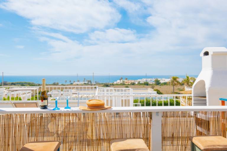 Villa with jacuzzi, garden & BBQ | Sea view — photo 3