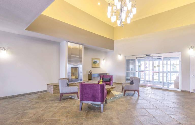 La Quinta Inn & Suites by Wyndham Loveland/Estes Park — photo 4