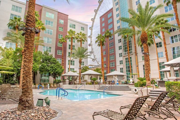 Resort  Paradise