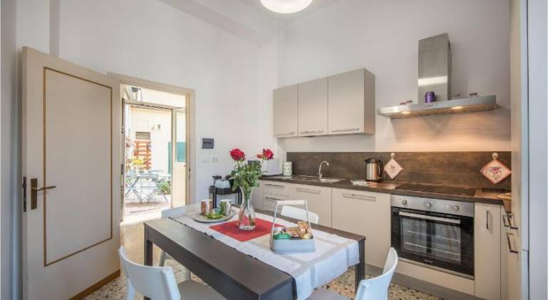 Beautiful Apartment In Monte San Savino — photo 2