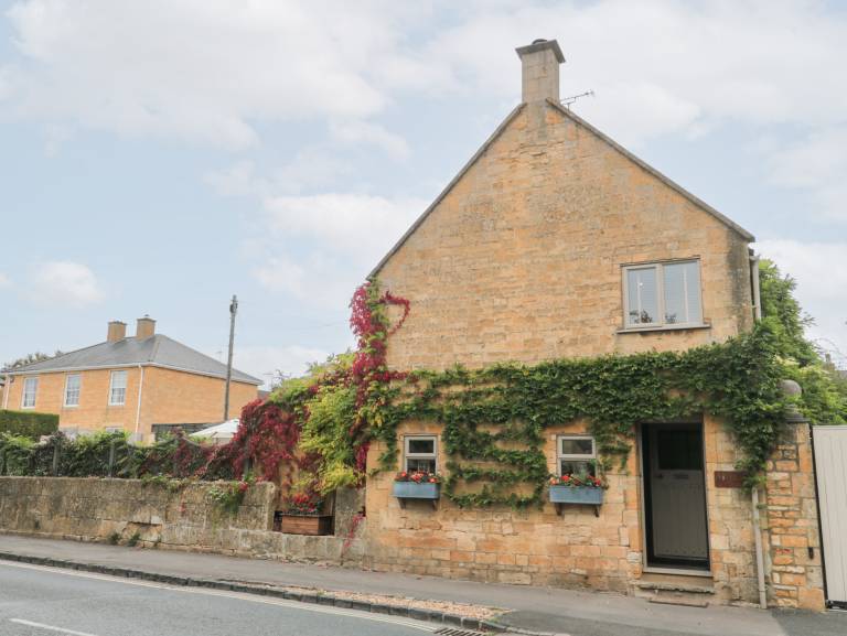 Family-oriented wonderful cottage with garden | Pet-friendly in Chipping Campden