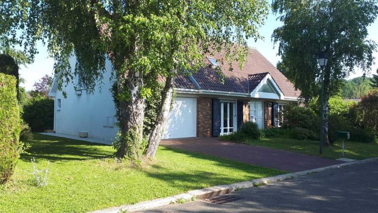 House  Montigny-le-Bretonneux