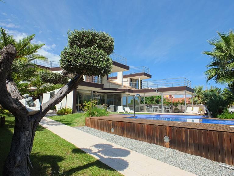 Villa Calafat