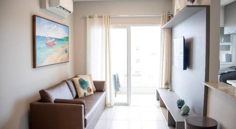 Apartment with pool — photo 2