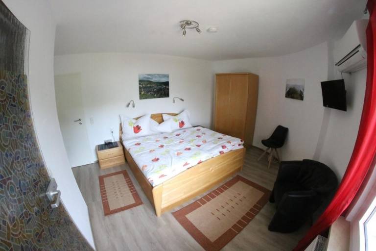 Ferienwohnung  Bremm