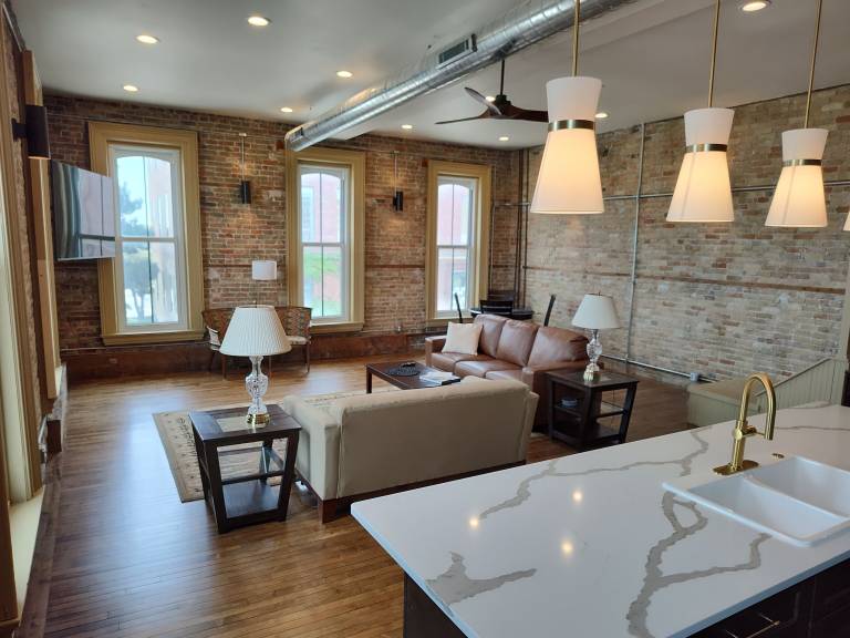 Condo Oshkosh