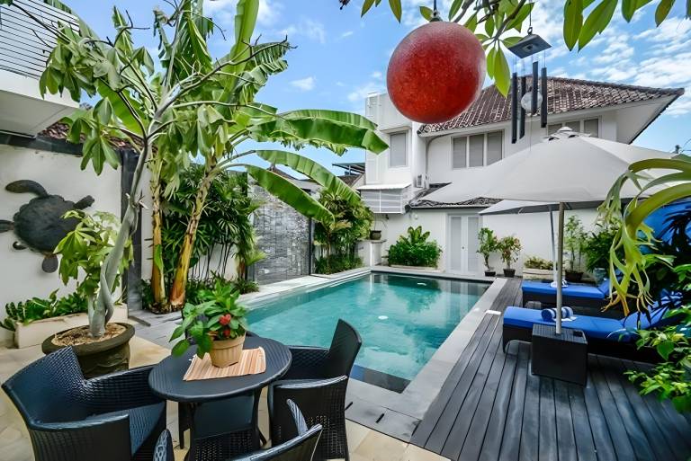 Sun Shoot Villas Seminyak in Canggu