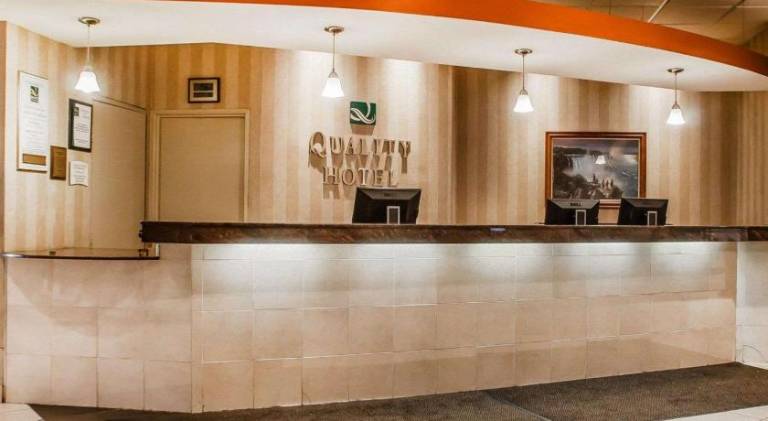 Quality Hotel & Suites At The Falls — photo 5