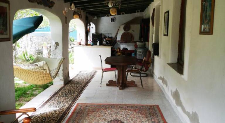 Rental apartment with yard — photo 4
