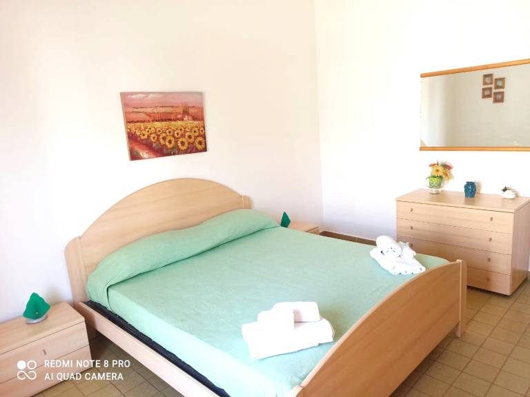 Apartment with 2 rooms for 6 persons — photo 4