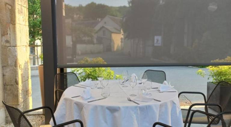 Hotel Restaurant Famille Bourgeois "La Cote des Monts Damnes" — photo 4