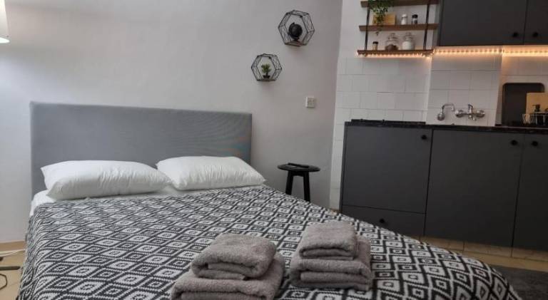 Apartment with pool in Limassol