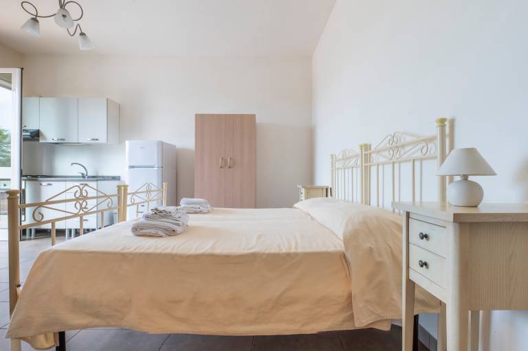 Charming holiday apartment with terrace & yard | Garden view | Pets allowed — photo 4