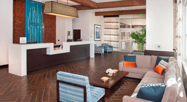 Hilton Garden Inn Burbank Los Angeles — photo 5