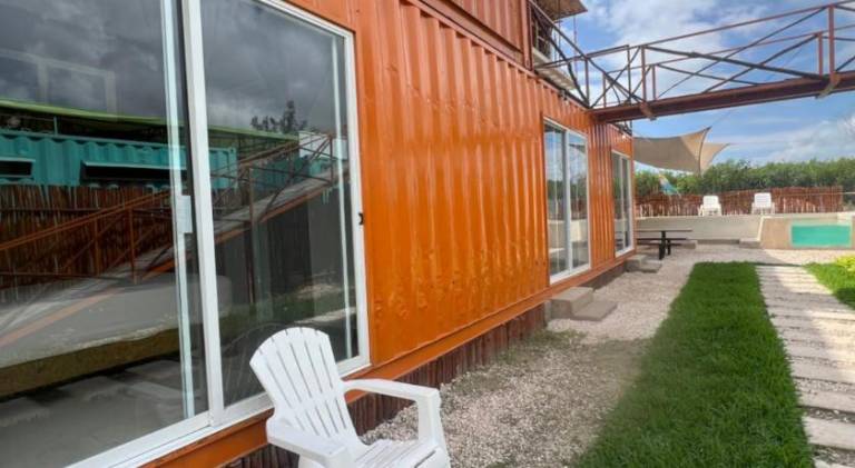 Dedicated room with garden & patio — photo 4