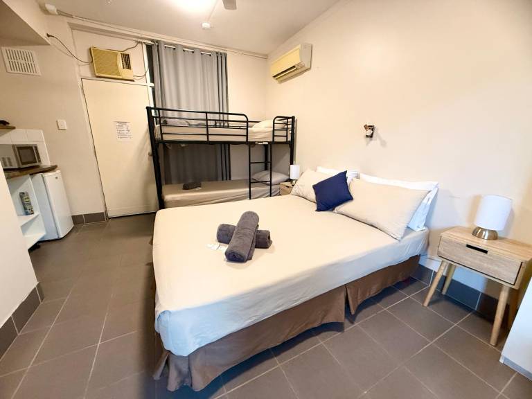 Tropical River Hotel in Katherine