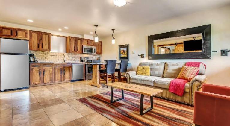 Wall Street Suites — photo 2