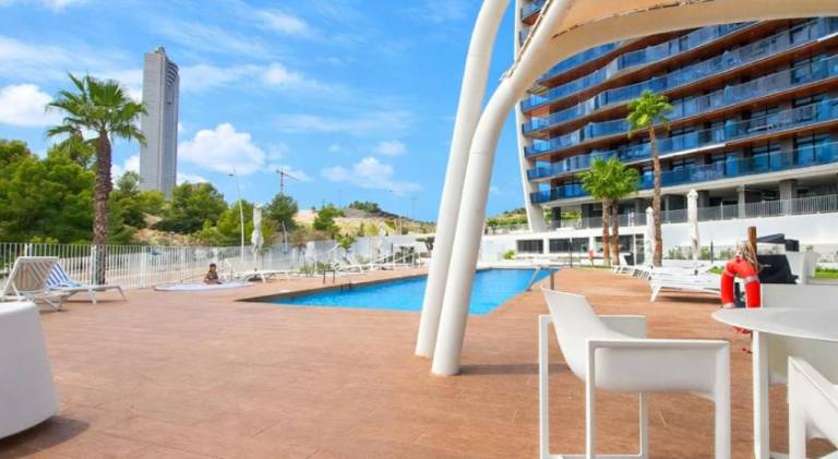Holiday apartment with yard, pool & hot tub | Close to the beach | Pets allowed — photo 3