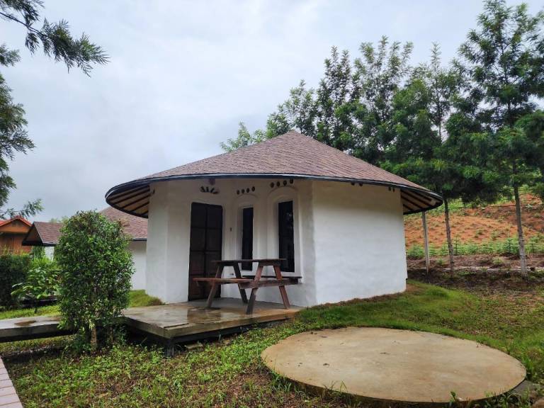 Villa with yard & barbeque in Khao Kho