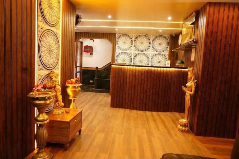 HOTEL PADMAKRISHNA