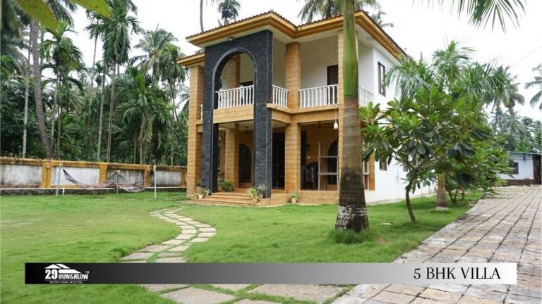 House  Kashid Beach