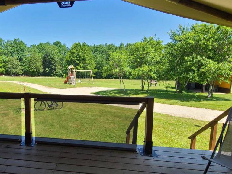 Bungalow with heated pool & patio — photo 5