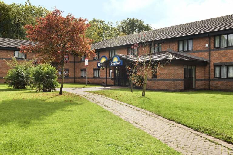 Days Inn by Wyndham Warwick North M40 in Warwick