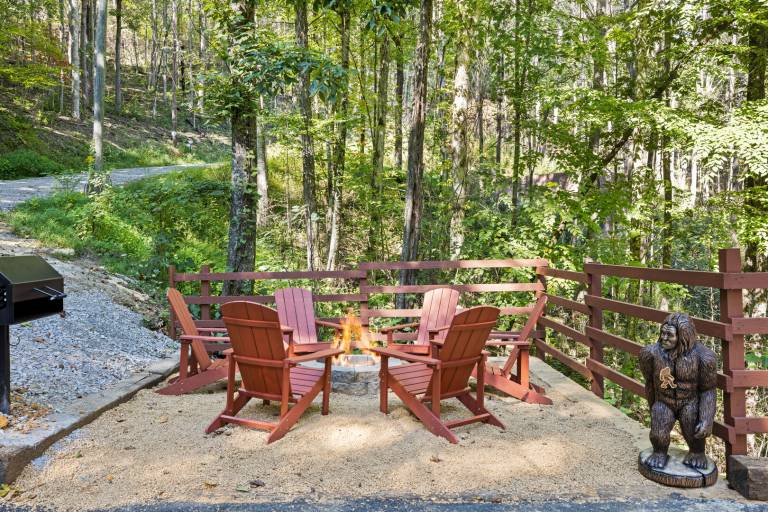 Child-friendly lovely cabin with jacuzzi, barbecue & pool | Mountain view | Pet-friendly — photo 4